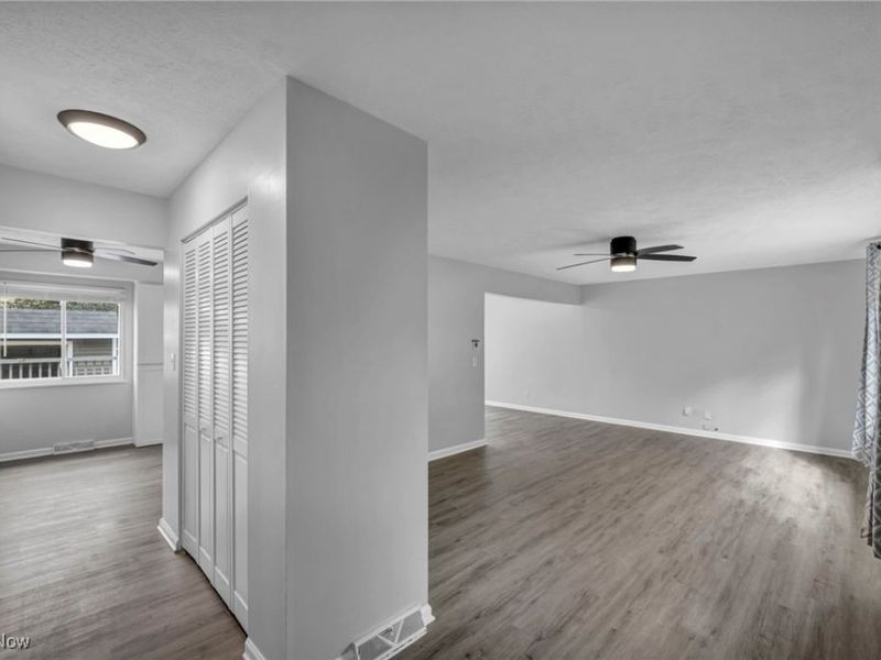 4342 Sky Lane Drive, Cleveland, OH 44109 Photo 21