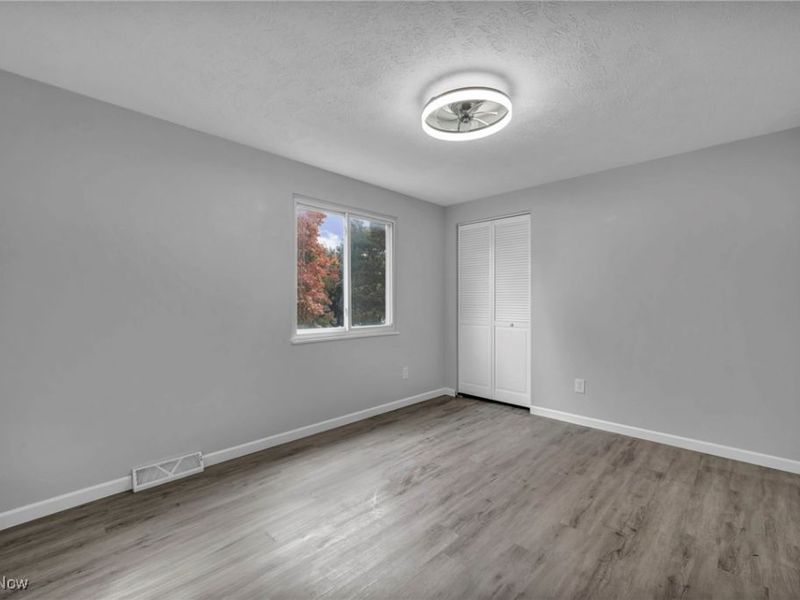 4342 Sky Lane Drive, Cleveland, OH 44109 Photo 3