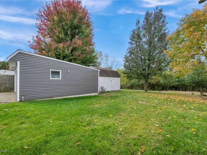 4342 Sky Lane Drive, Cleveland, OH 44109 Photo 39