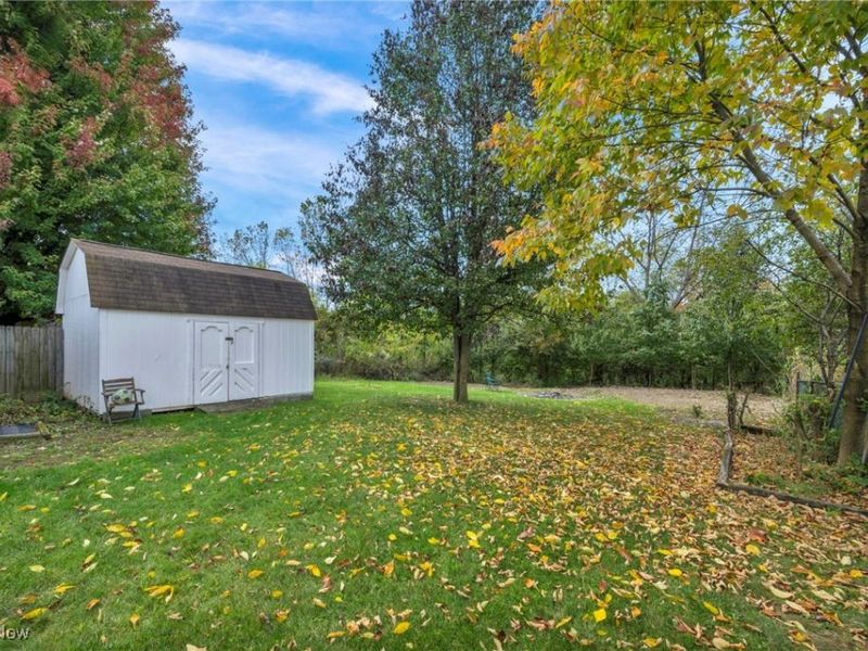 4342 Sky Lane Drive, Cleveland, OH 44109 Photo 42