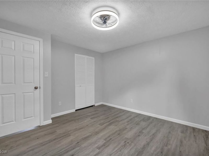 4342 Sky Lane Drive, Cleveland, OH 44109 Photo 7