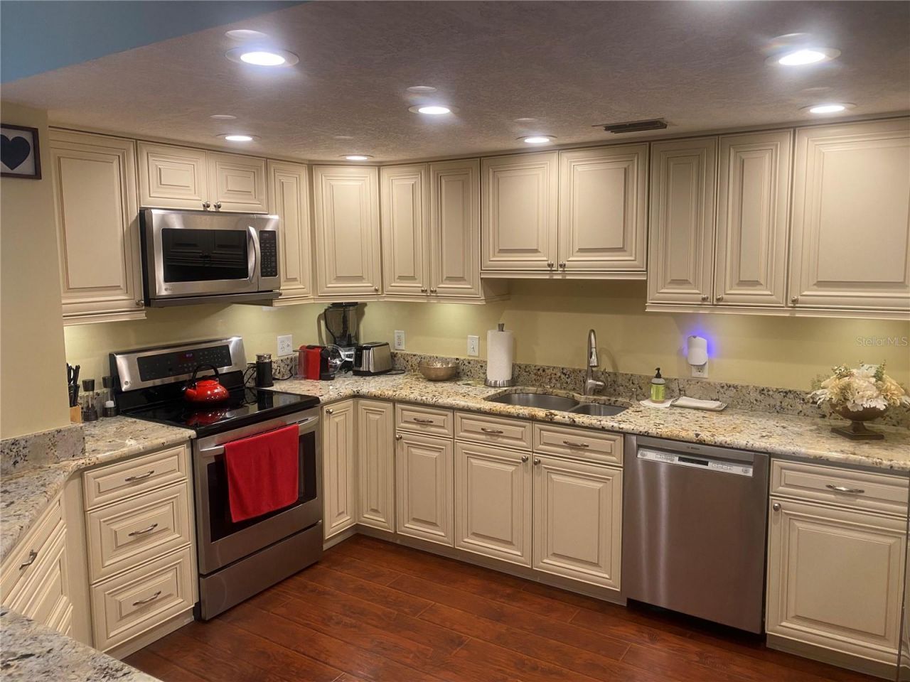 7100 Sunshine Skyway Lane S, Unit 906, Saint Petersburg, FL 33711 Photo