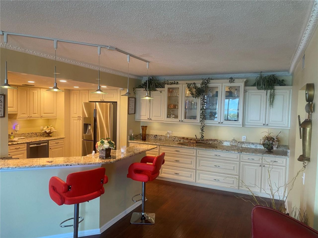 7100 Sunshine Skyway Lane S, Unit 906, Saint Petersburg, FL 33711 Photo