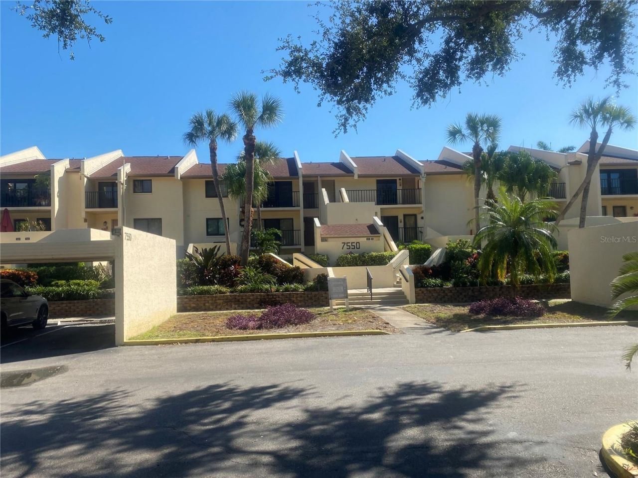 7100 Sunshine Skyway Lane S, Unit 906, Saint Petersburg, FL 33711 Photo