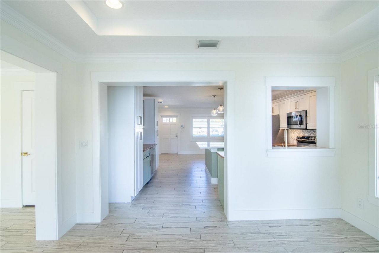 600 43rd Avenue Ne, Saint Petersburg, FL 33703 Photo