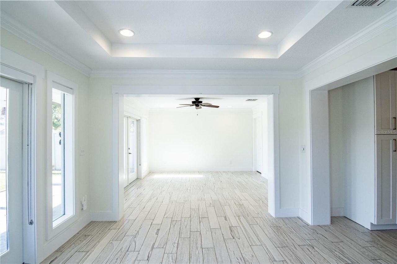 600 43rd Avenue Ne, Saint Petersburg, FL 33703 Photo