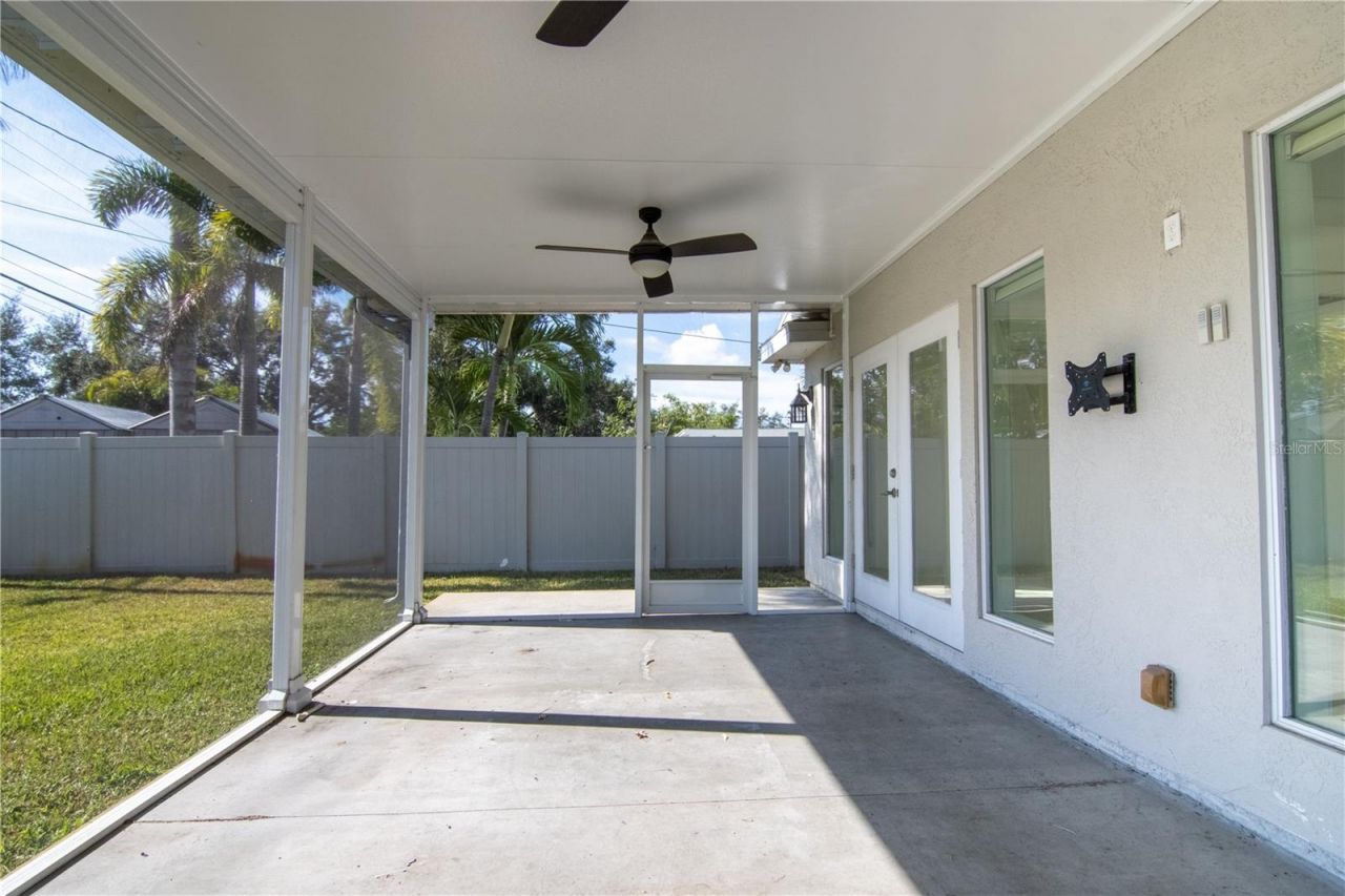 600 43rd Avenue Ne, Saint Petersburg, FL 33703 Photo