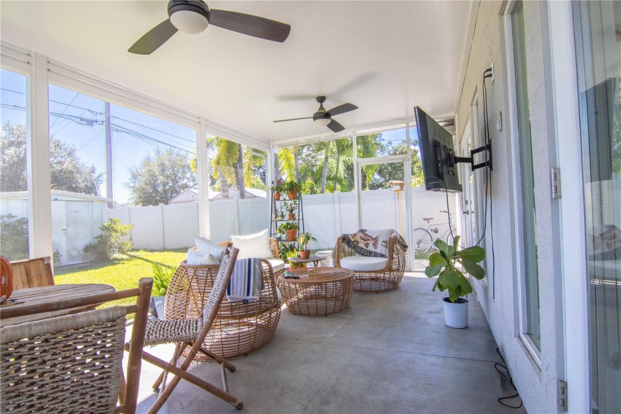 600 43rd Avenue Ne, Saint Petersburg, FL 33703 Photo