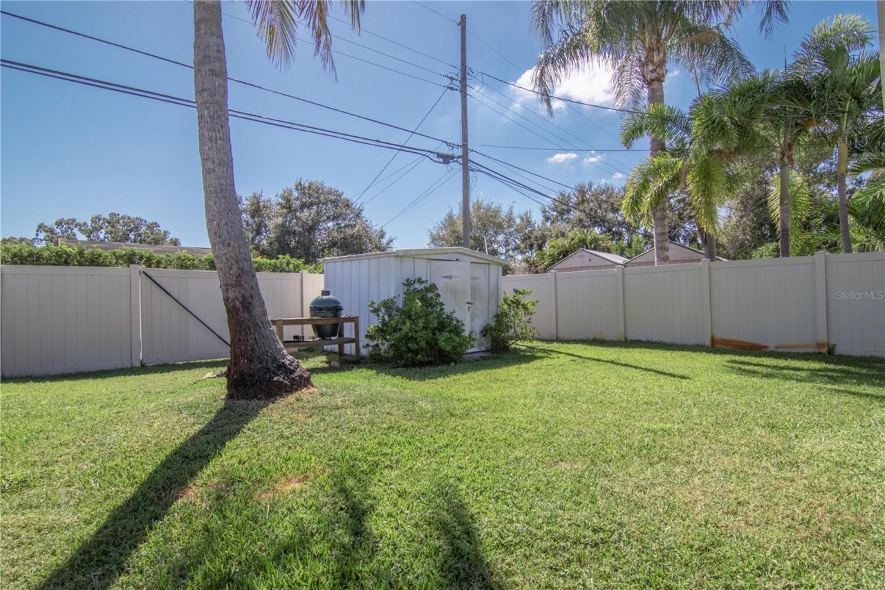 600 43rd Avenue Ne, Saint Petersburg, FL 33703 Photo