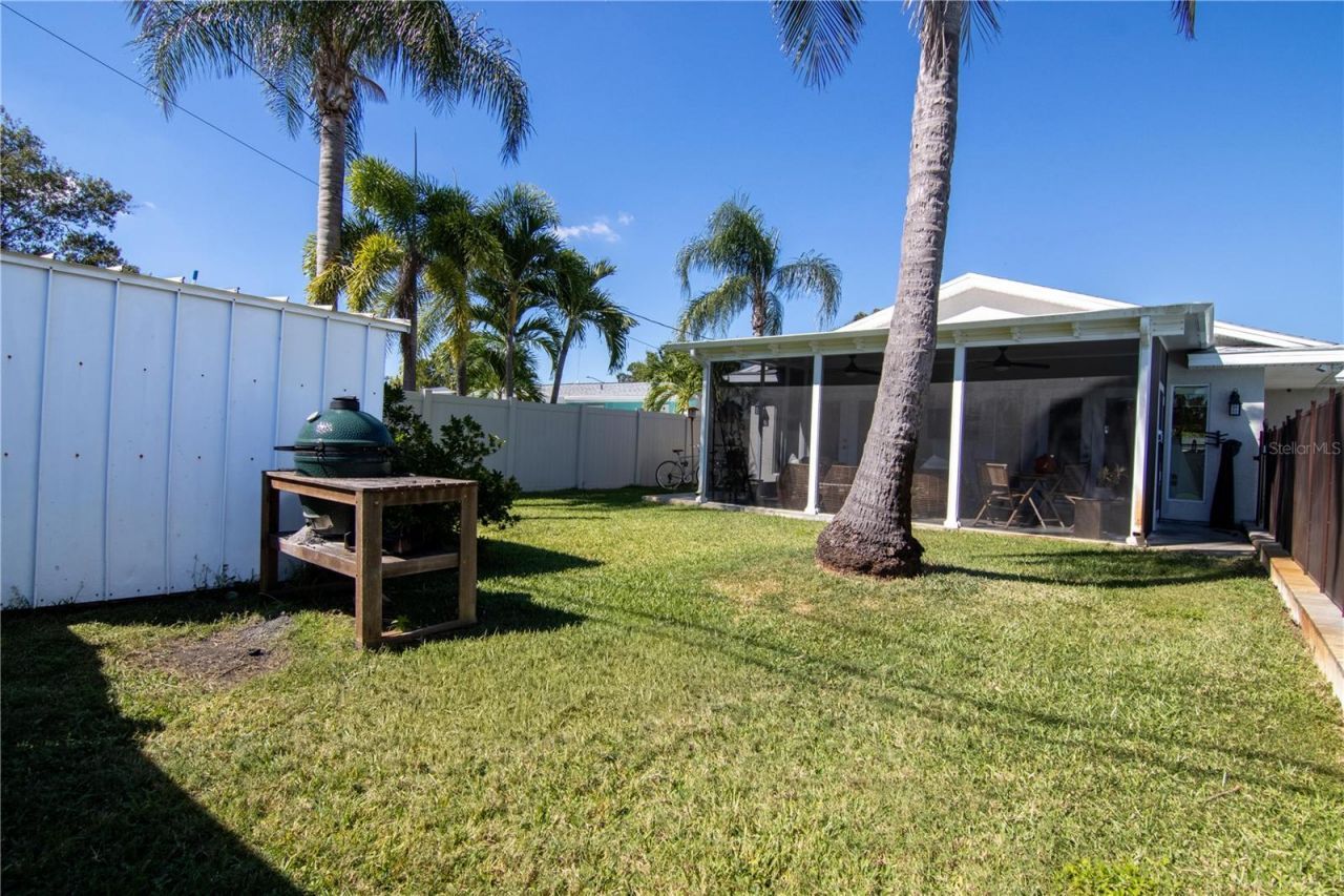 600 43rd Avenue Ne, Saint Petersburg, FL 33703 Photo