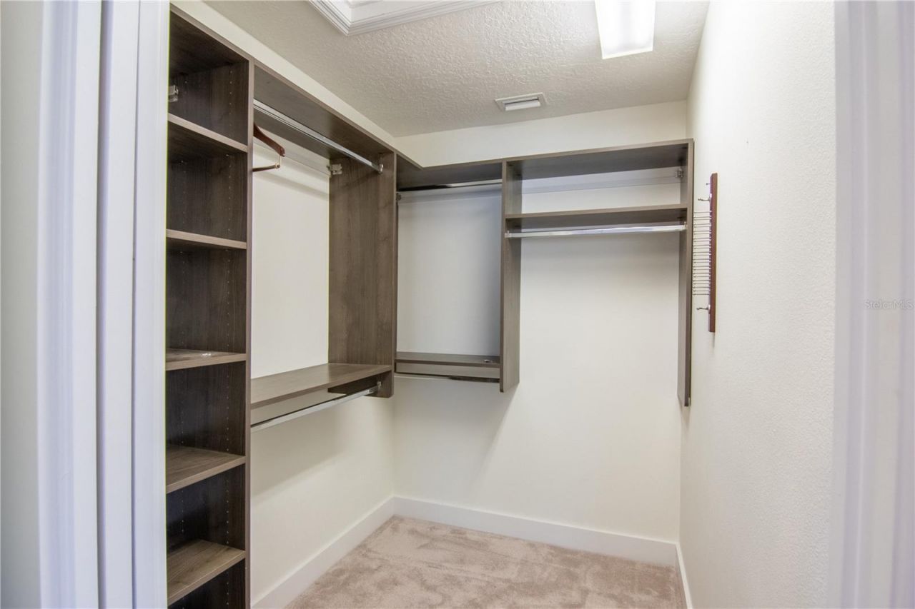 600 43rd Avenue Ne, Saint Petersburg, FL 33703 Photo