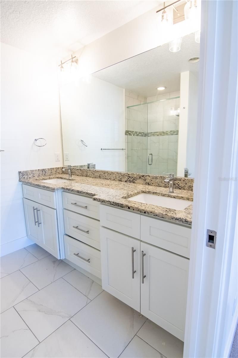 600 43rd Avenue Ne, Saint Petersburg, FL 33703 Photo