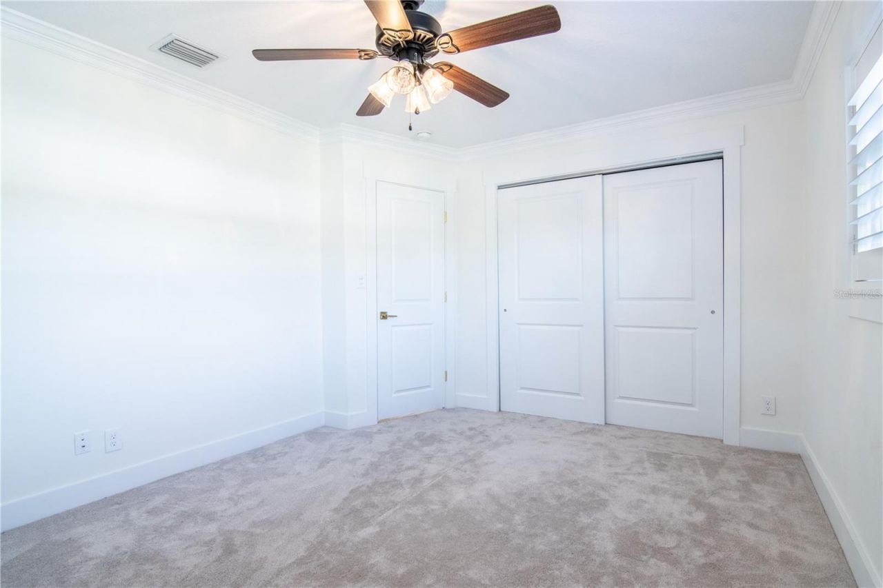 600 43rd Avenue Ne, Saint Petersburg, FL 33703 Photo