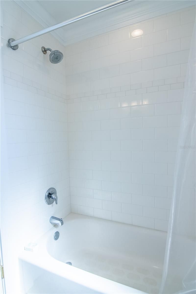 600 43rd Avenue Ne, Saint Petersburg, FL 33703 Photo