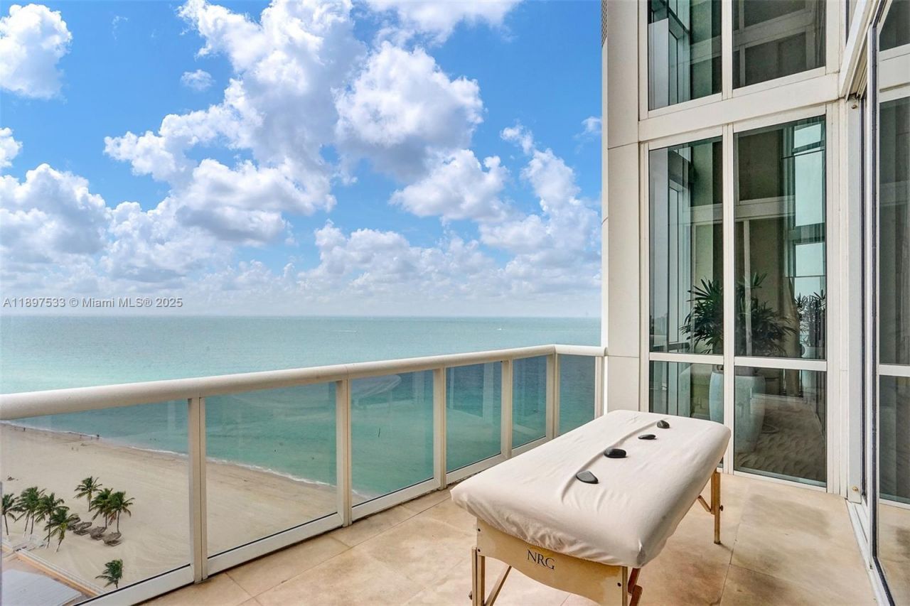 18201 Collins Ave, Unit 708, Sunny Isles Beach, FL 33160 Photo