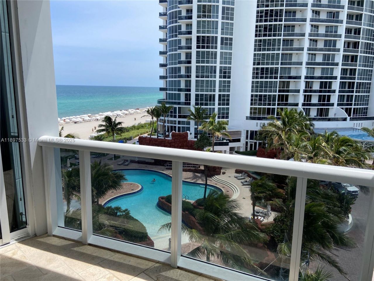 18201 Collins Ave, Unit 708, Sunny Isles Beach, FL 33160 Photo