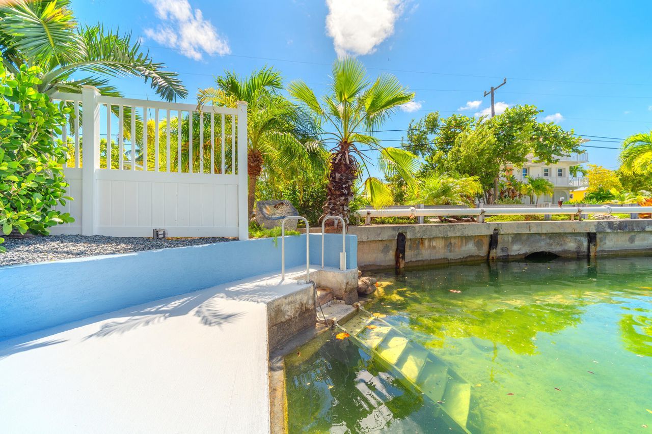 876 Gulf Drive, Summerland Key, FL 33042 Photo