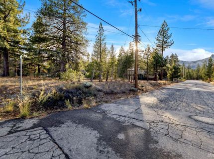 972 Shakori Drive, South Lake Tahoe, CA 96150 Photo