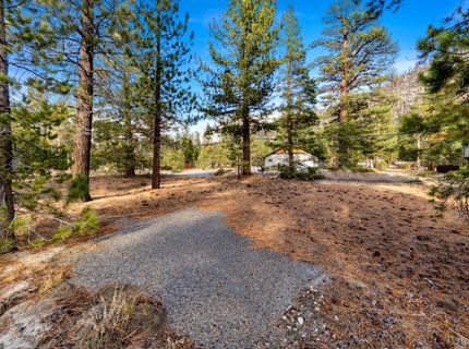 972 Shakori Drive, South Lake Tahoe, CA 96150 Photo
