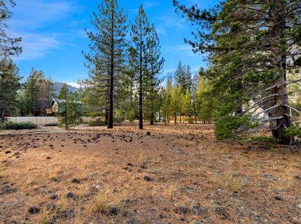 968 Shakori Drive, South Lake Tahoe, CA 96150 Photo
