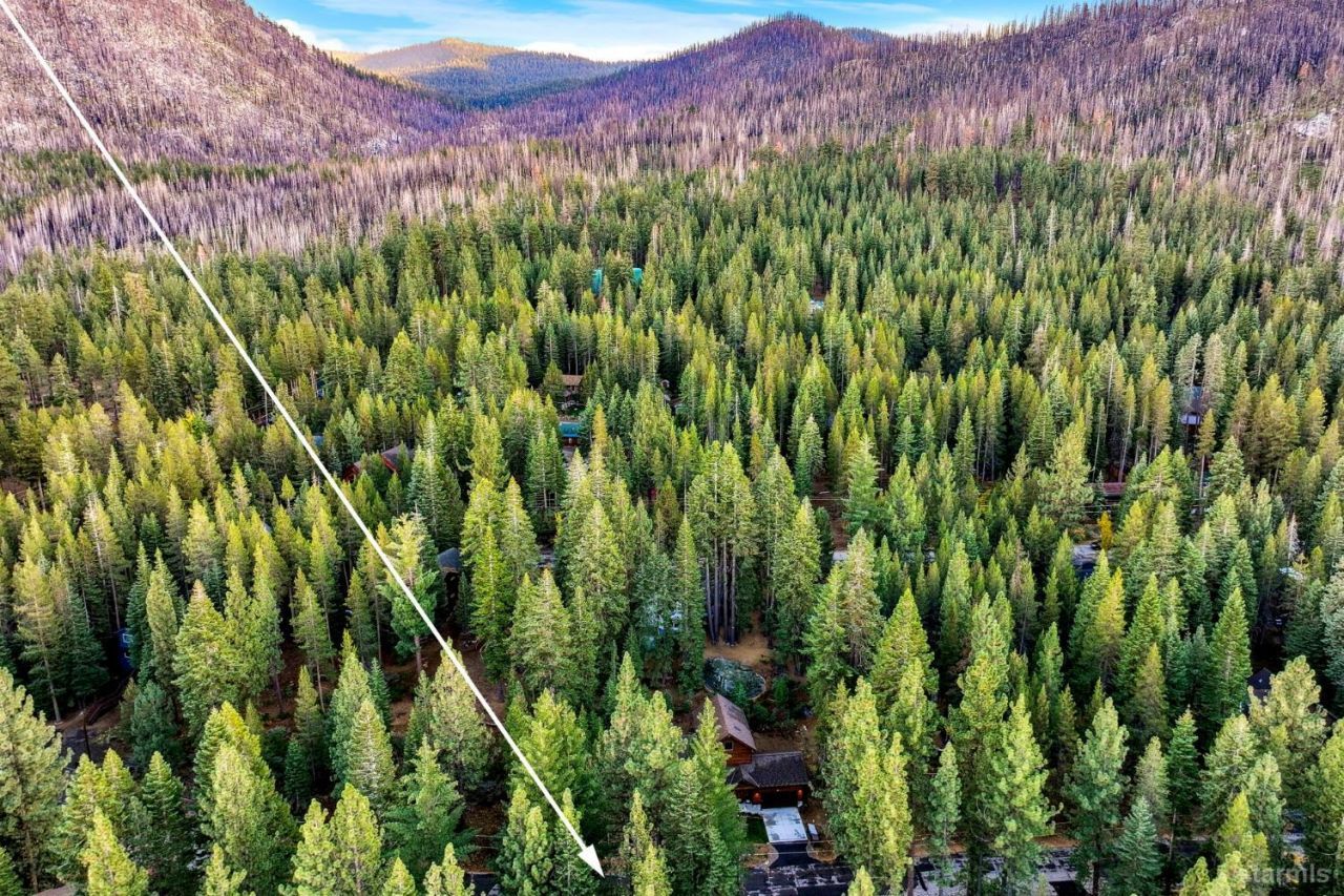 1590 Iroquois Circle, South Lake Tahoe, CA 96150 Photo