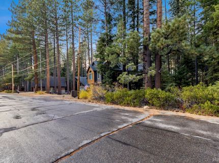 1590 Iroquois Circle, South Lake Tahoe, CA 96150 Photo
