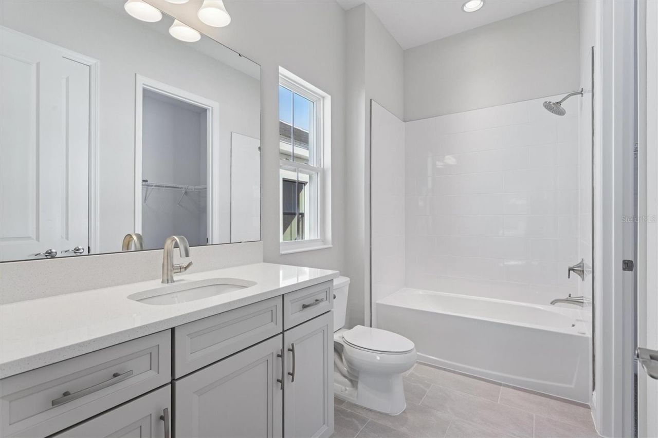 10743 Spring Sapling Circle, Parrish, FL 34219 Photo