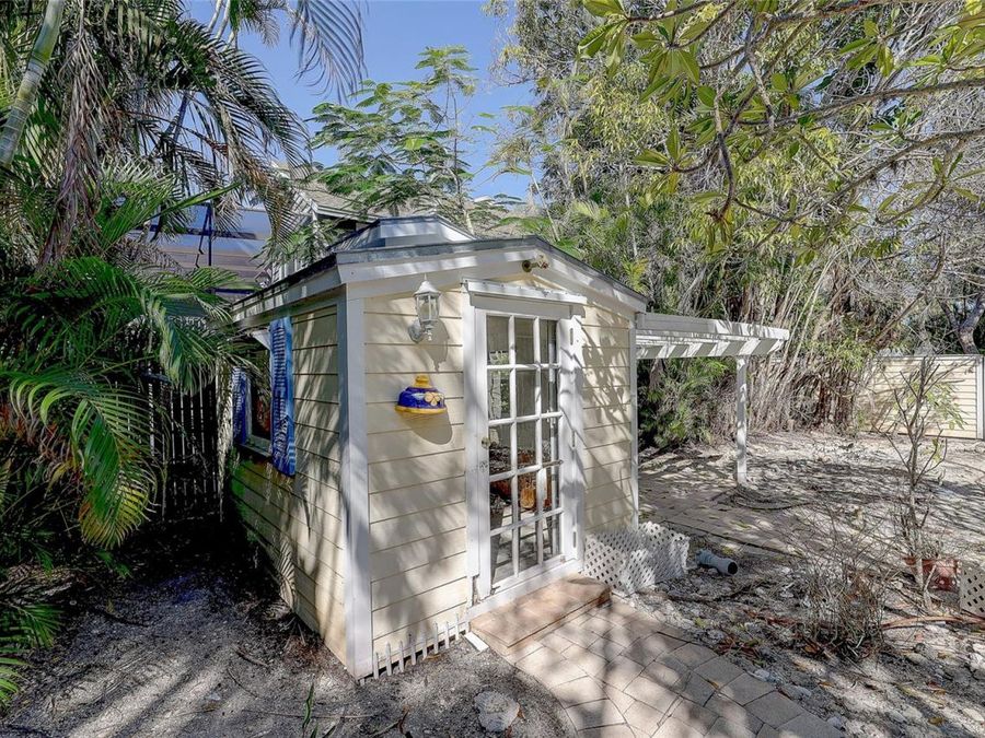 Property Image 32