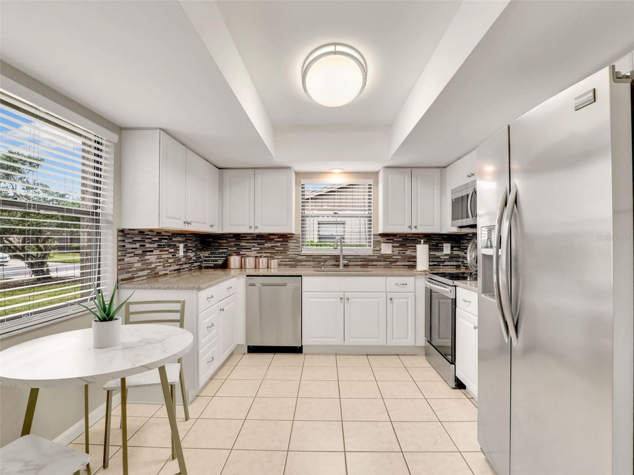 623 Oak Hill Circle, Unit 28, Sarasota, FL 34232 Photo