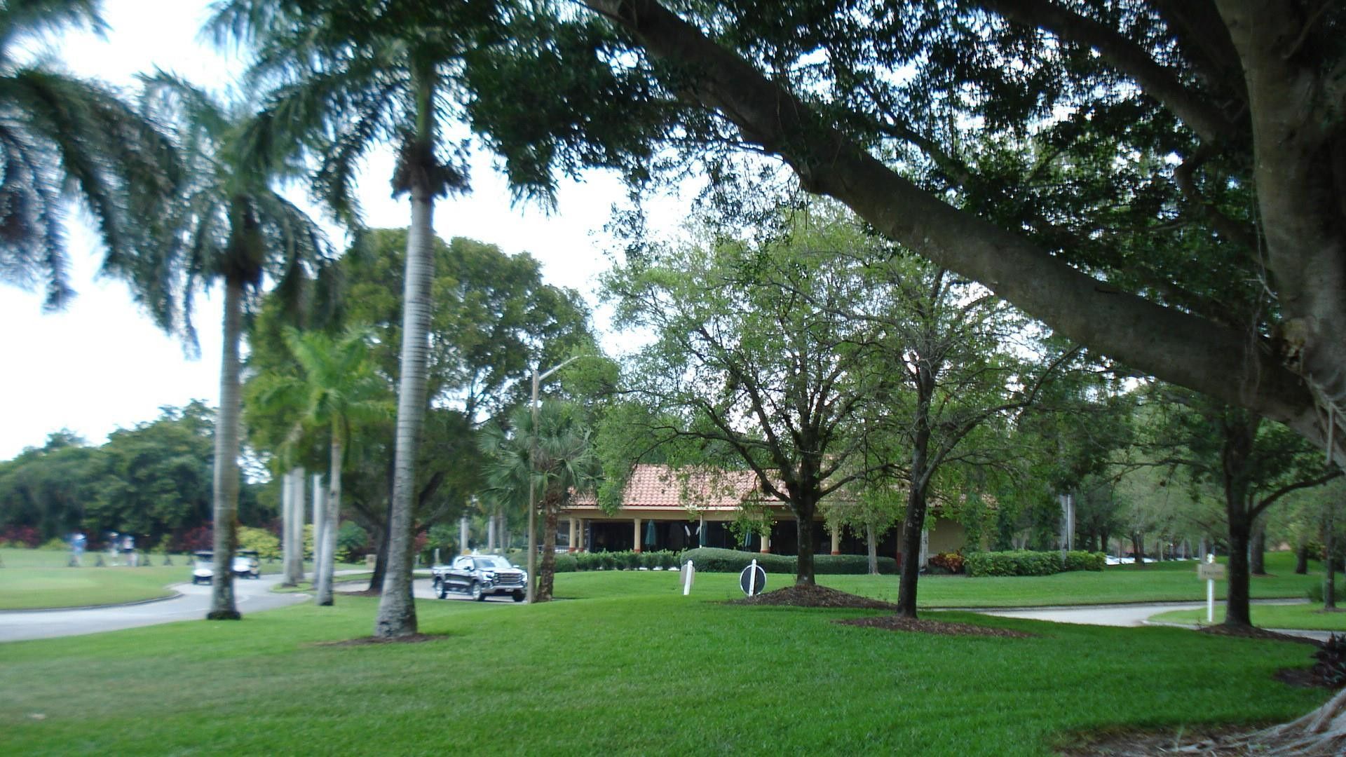 9000 Jacaranda Lane, Unit 207, Plantation, FL 33324 Photo