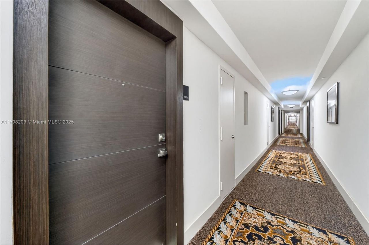 2851 NE 183rd St, Unit 605E, Aventura, FL 33160 Photo