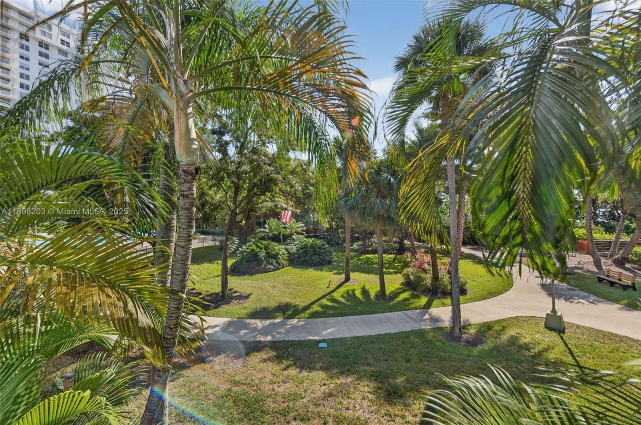 2851 NE 183rd St, Unit 605E, Aventura, FL 33160 Photo