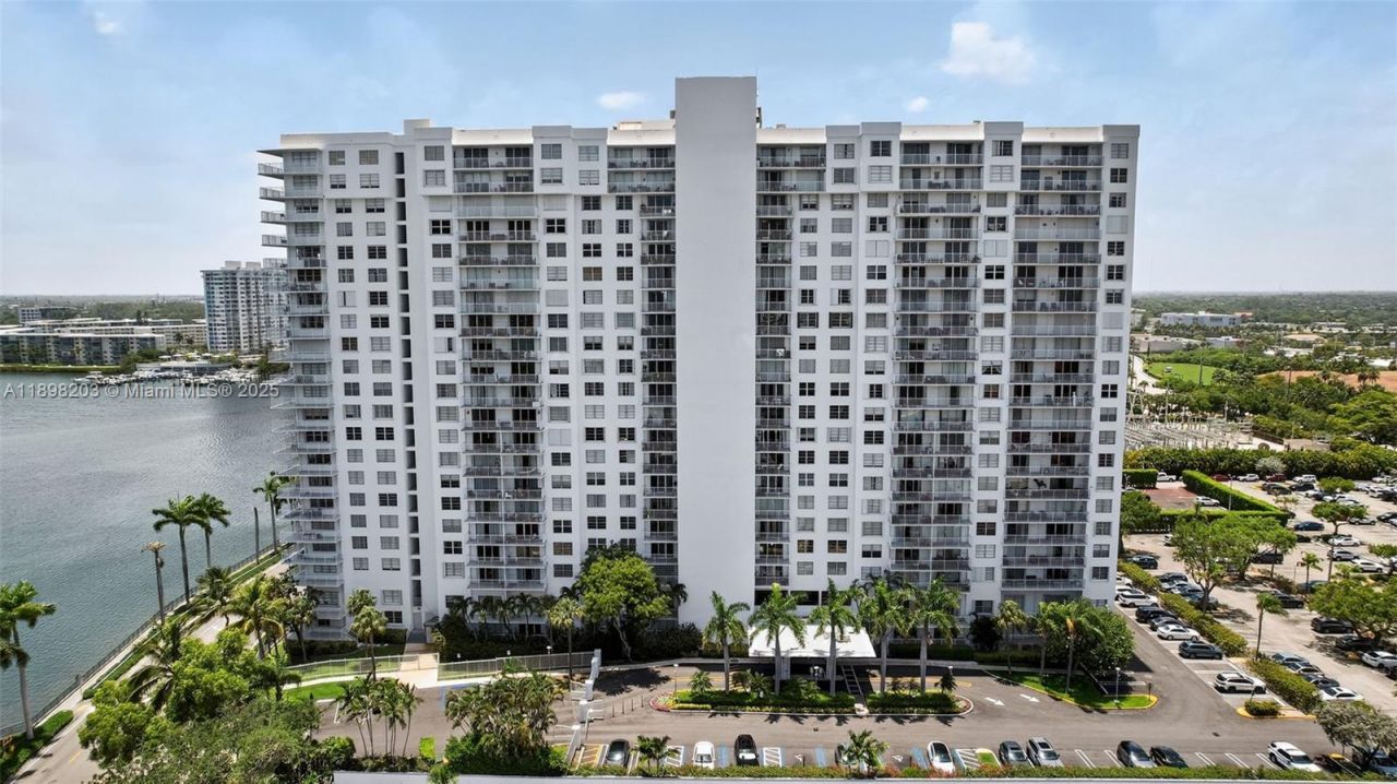 2851 NE 183rd St, Unit 605E, Aventura, FL 33160 Photo