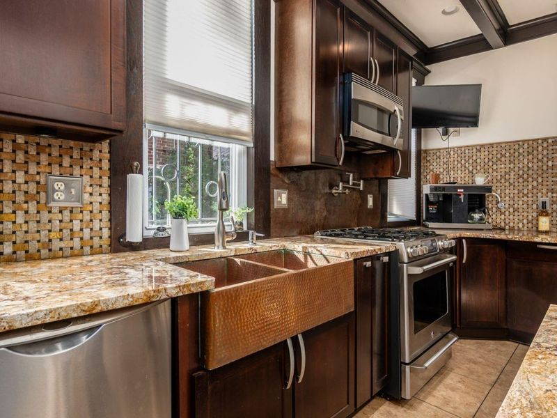 54 N Woodland Avenue, Columbus, OH 43203 Photo 14