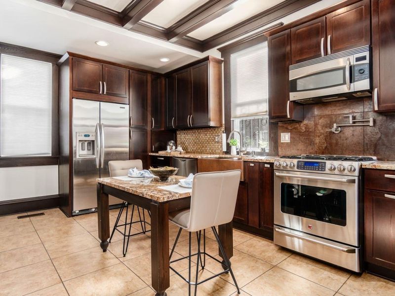 54 N Woodland Avenue, Columbus, OH 43203 Photo 15