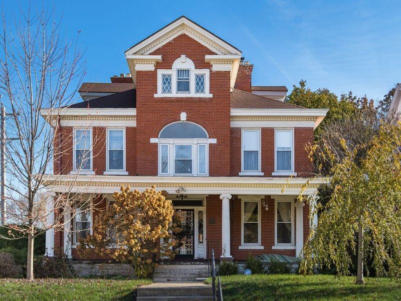 54 N Woodland Avenue, Columbus, OH 43203 Photo 2