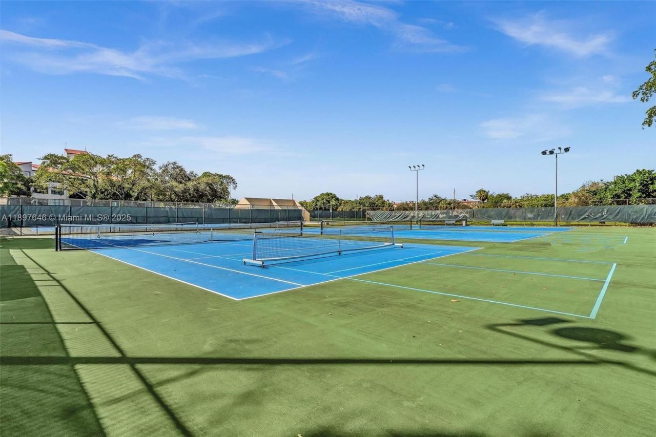 2221 Cypress Island Dr, Unit 805, Pompano Beach, FL 33069 Photo