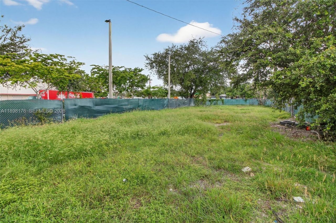 5434 NE Miami Ct, Miami, FL 33137 Photo