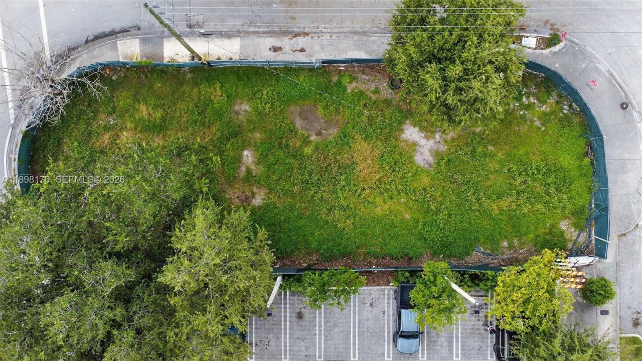 5434 NE Miami Ct, Miami, FL 33137 Photo