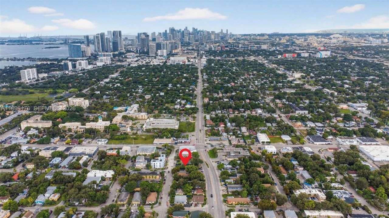 5434 NE Miami Ct, Miami, FL 33137 Photo