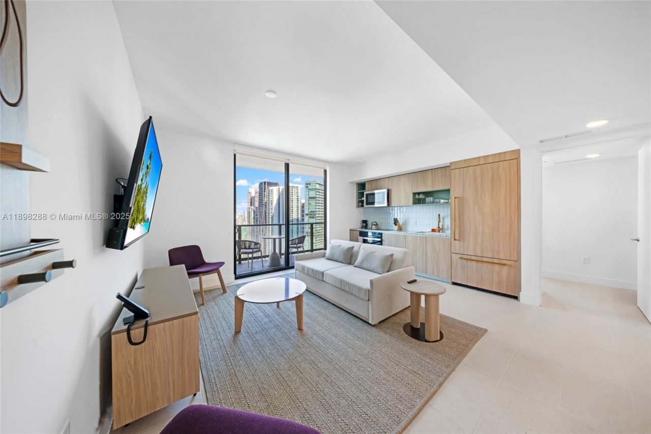 159 NE 6th St, Unit 4201, Miami, FL 33132 Photo