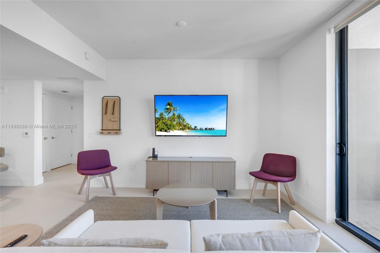 159 NE 6th St, Unit 4201, Miami, FL 33132 Photo