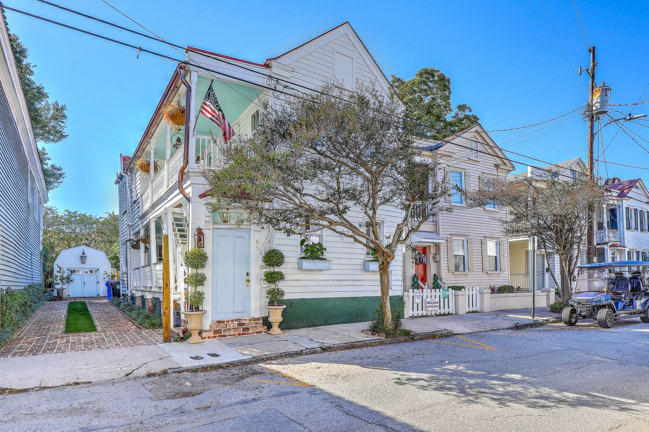 65 Ashe Street Photo 33