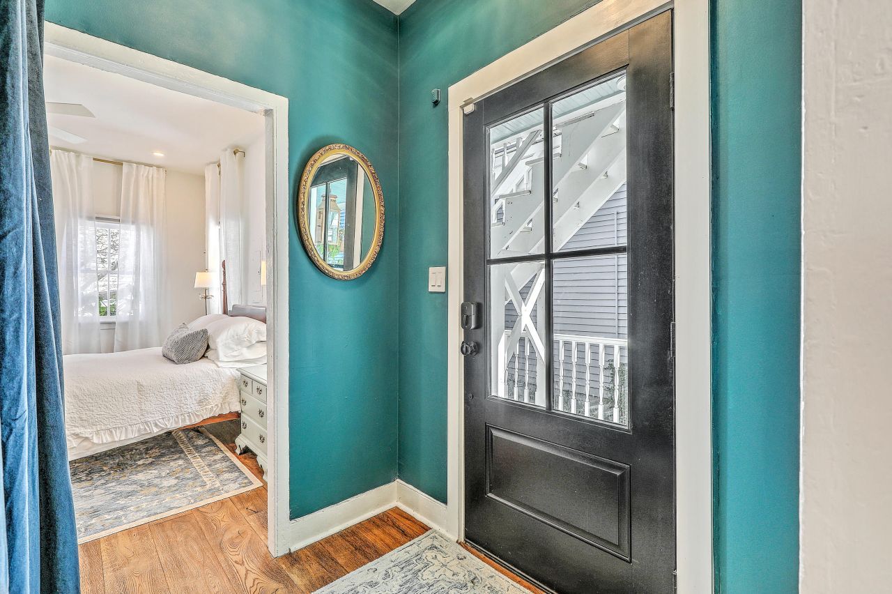 65 Ashe Street Photo 5