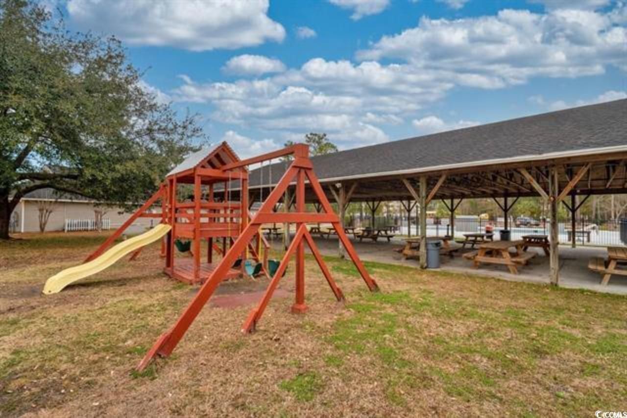 6850 Blue Heron Blvd. Photo 10