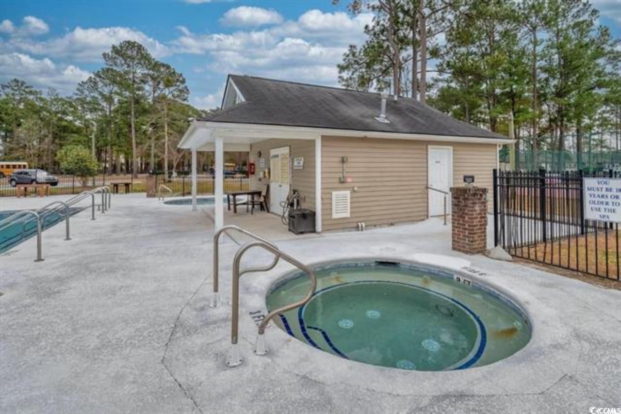 6850 Blue Heron Blvd. Photo 13