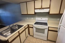 6850 Blue Heron Blvd. photo 4