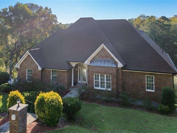55 Rocky Circle NE, White, GA 30184