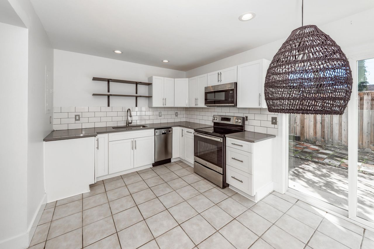 507 Stinson Drive Photo 9