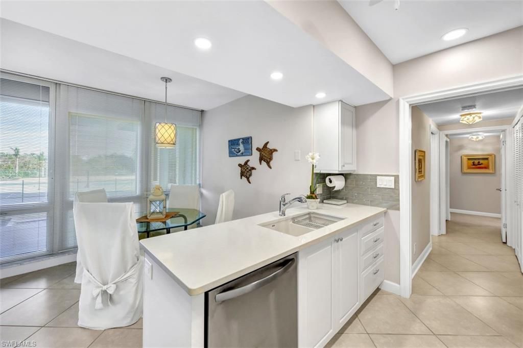 4051 Gulf Shore Blvd N, Unit 300, Naples, FL 34103 Photo